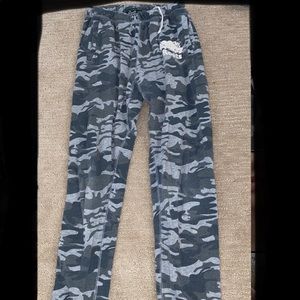 Camo roots sweatpants